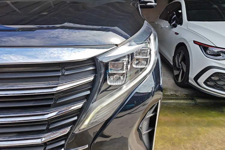 Used GAC Trumpchi M8 2021 Lingxiu Series 390T Deluxe Edition Left Front Headlight