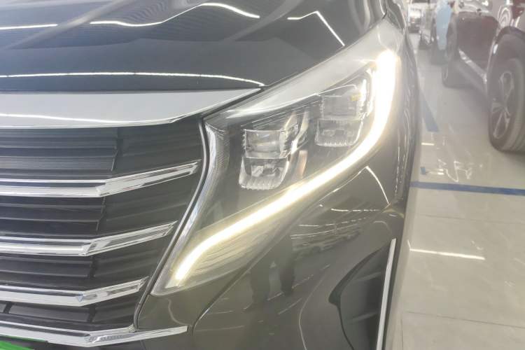 Used GAC Trumpchi M8 2021 Lingxiu Series 390T Deluxe Edition Left Front Headlight