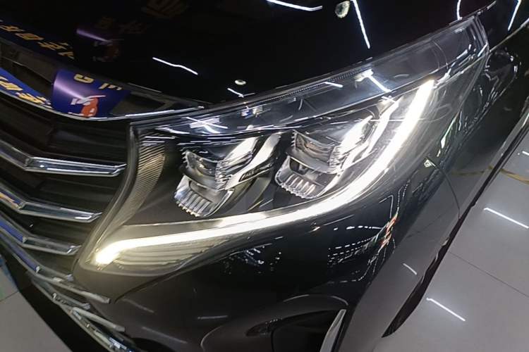 Used GAC Trumpchi M8 2021 Lingxiu Series 390T Deluxe Edition Left Front Headlight