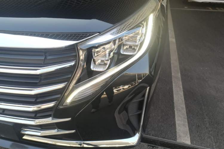 Used GAC Trumpchi M8 2021 Revised Version Lingxiu Series 390T Luxury Edition Left Front Headlight