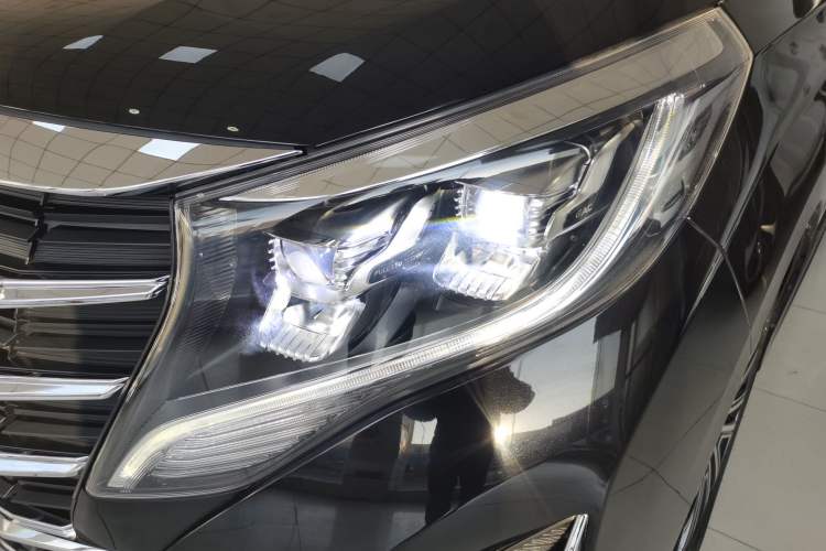 Used GAC Trumpchi M8 2021 Lingxiu Series 390T Ultimate Edition Left Front Headlight