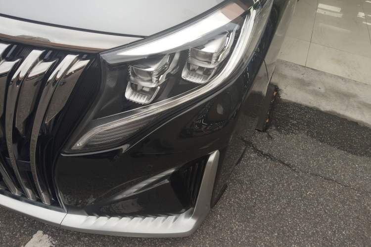 Used GAC Trumpchi M8 2021 Master Series 390T Four-Seat Glory Edition Left Front Headlight