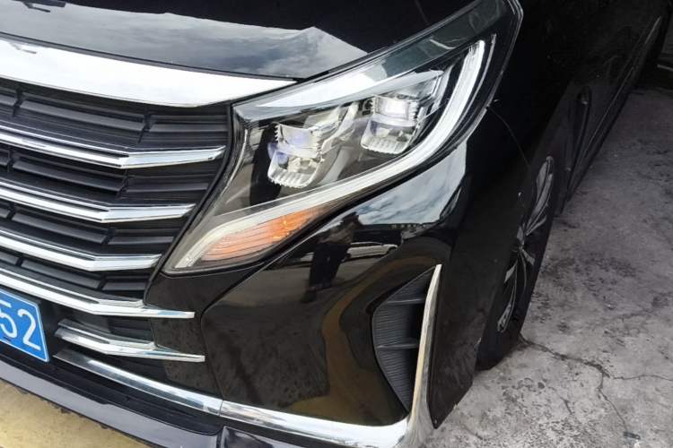 Used GAC Trumpchi M8 2021 Revised Version Lingxiu Series 390T Luxury Edition Left Front Headlight