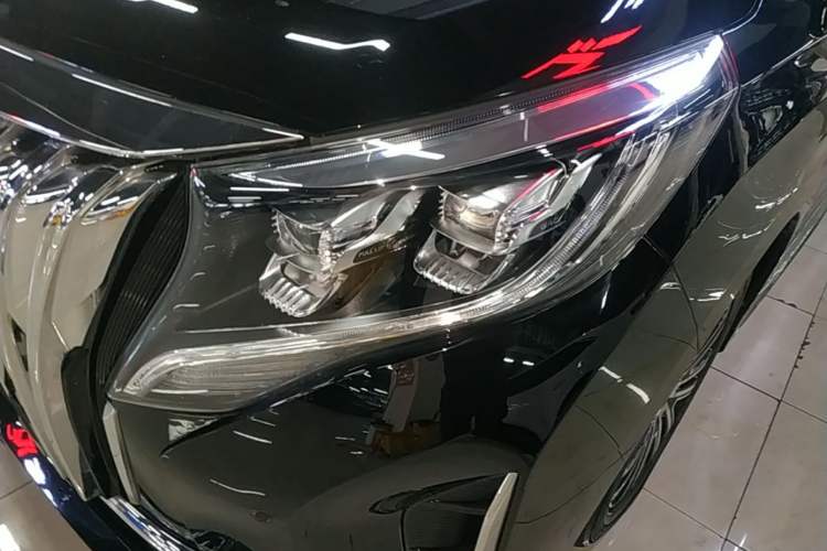 Used GAC Trumpchi M8 2021 Lingxiu Series 390T Ultimate Edition Left Front Headlight