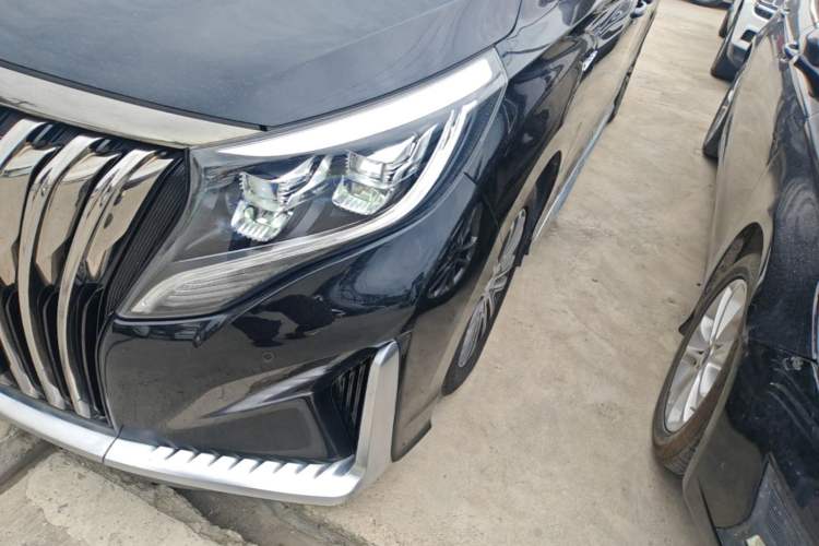 Used GAC Trumpchi M8 2021 Master Series 390T Prestige Edition Left Front Headlight