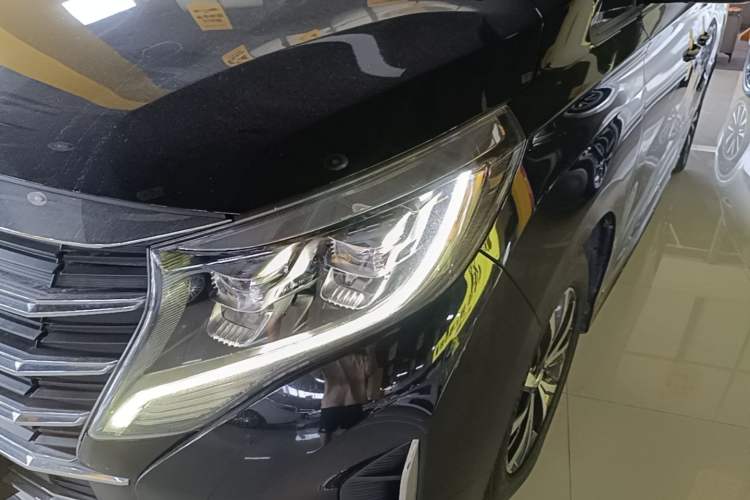 Used GAC Trumpchi M8 2021 Lingxiu Series 390T Deluxe Edition Left Front Headlight