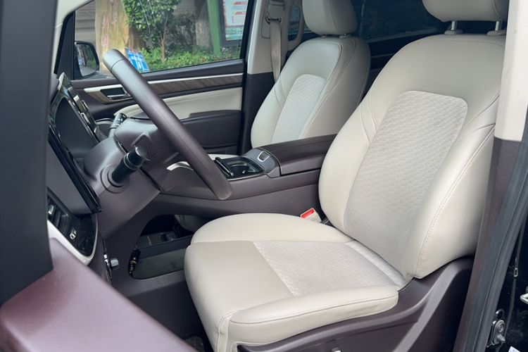 Used GAC Trumpchi M8 2021 Revised Version Lingxiu Series 390T Luxury Edition Left Front Seat