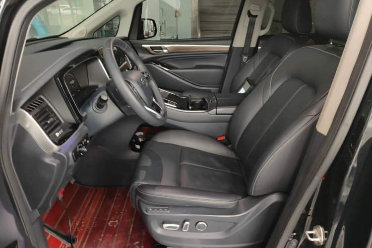 Used GAC Trumpchi M8 2021 Master Series 390T Ultimate Edition Left Front Seat