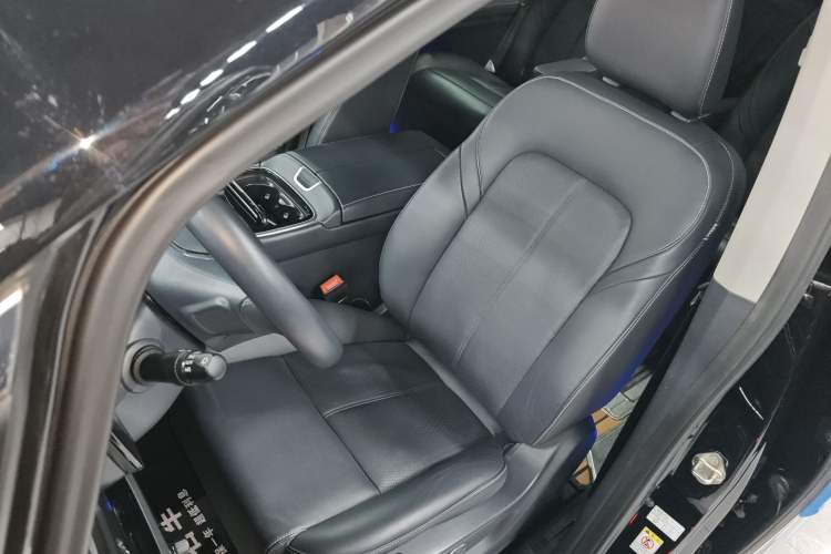 Used GAC Trumpchi M8 2021 Lingxiu Series 390T Supreme Wellness Edition Left Front Seat