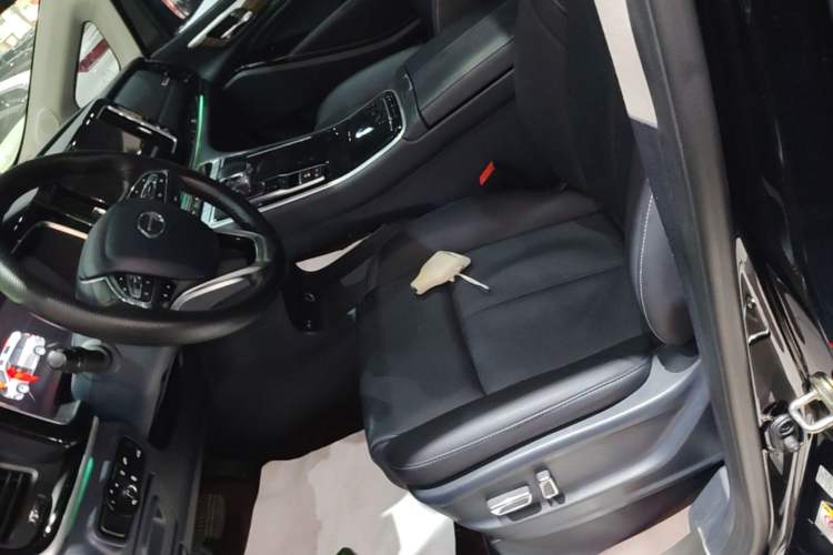 Used GAC Trumpchi M8 2021 Lingxiu Series 390T Deluxe Edition Left Front Seat