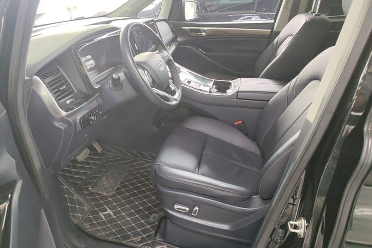 Used GAC Trumpchi M8 2021 Master Series 390T Prestige Edition Left Front Seat