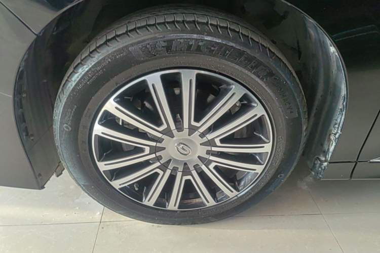 Used GAC Trumpchi M8 2021 Lingxiu Series 390T Ultimate Edition Left Front Wheel Hub