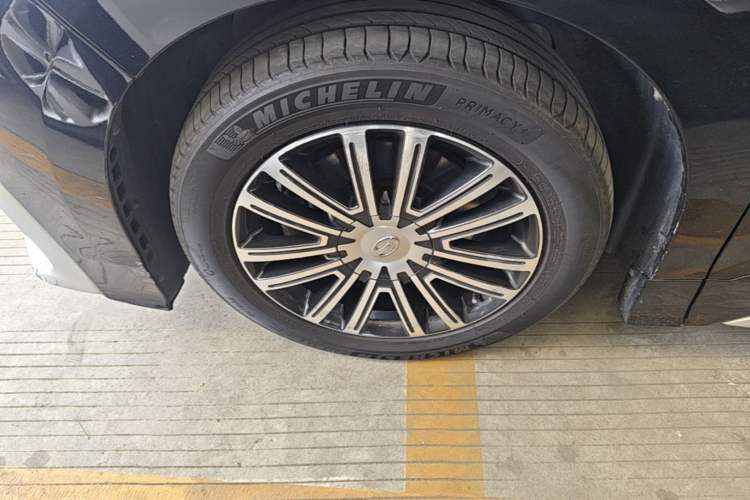 Used GAC Trumpchi M8 2021 Master Series 390T Prestige Edition Left Front Wheel Hub