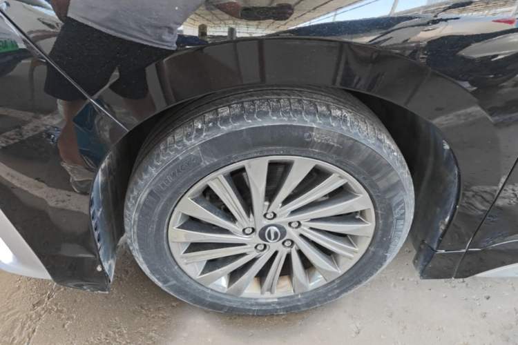Used GAC Trumpchi M8 2021 Master Series 390T Ultimate Edition Left Front Wheel Hub