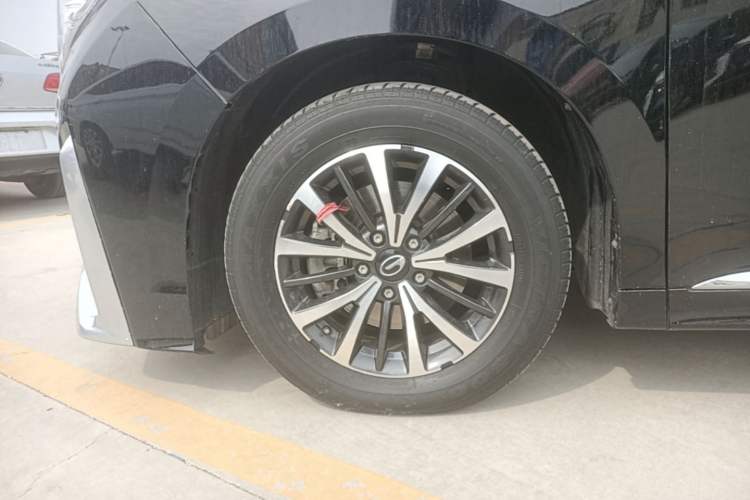 Used GAC Trumpchi M8 2021 Lingxiu Series 390T Deluxe Edition Left Front Wheel Hub