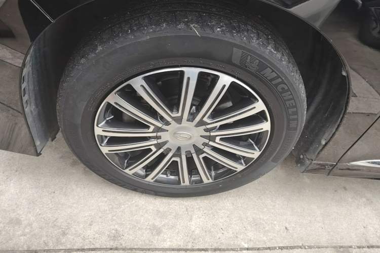 Used GAC Trumpchi M8 2021 Lingxiu Series 390T Deluxe Edition Left Front Wheel Hub