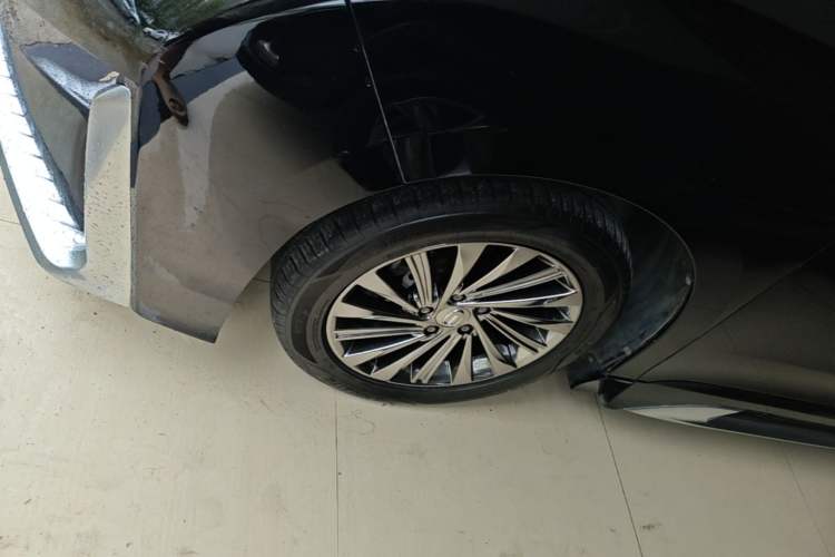 Used GAC Trumpchi M8 2021 Master Series 390T Ultimate Edition Left Front Wheel Hub