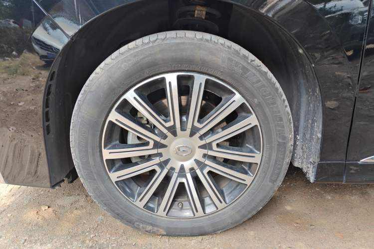 Used GAC Trumpchi M8 2021 Lingxiu Series 390T Deluxe Edition Left Front Wheel Hub