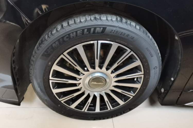 Used GAC Trumpchi M8 2021 Master Series 390T Four-Seat Glory Edition Left Front Wheel Hub