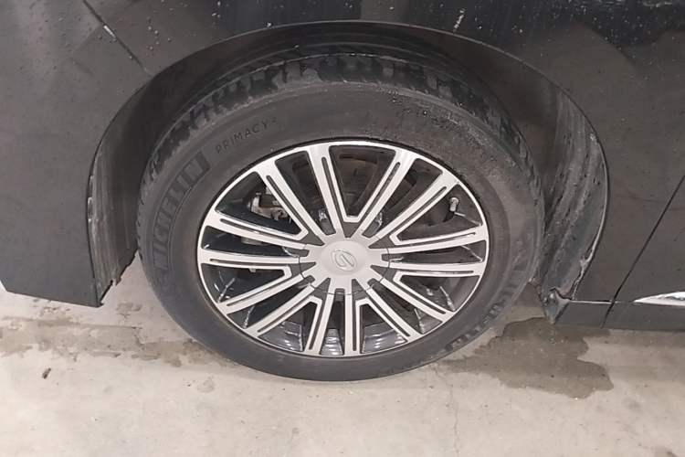 Used GAC Trumpchi M8 2021 Lingxiu Series 390T Ultimate Edition Left Front Wheel Hub