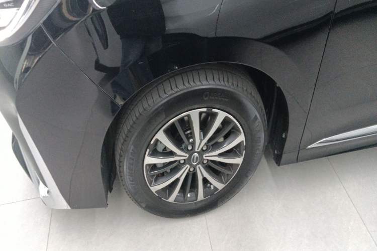 Used GAC Trumpchi M8 2021 Lingxiu Series 390T Deluxe Edition Left Front Wheel Hub
