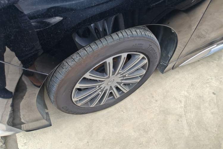 Used GAC Trumpchi M8 2021 Master Series 390T Prestige Edition Left Front Wheel Hub