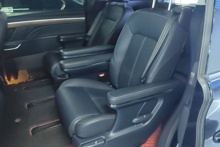 Used GAC Trumpchi M8 2021 Lingxiu Series 390T Deluxe Edition Left Rear Seat