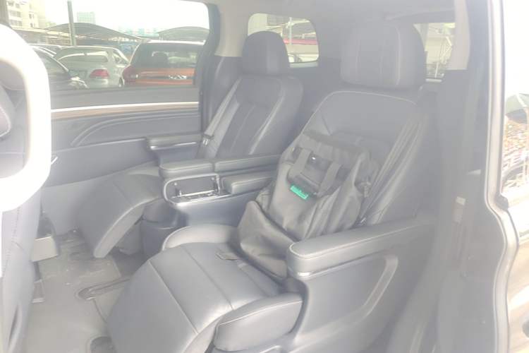 Used GAC Trumpchi M8 2021 Master Series 390T Ultimate Edition Left Rear Seat