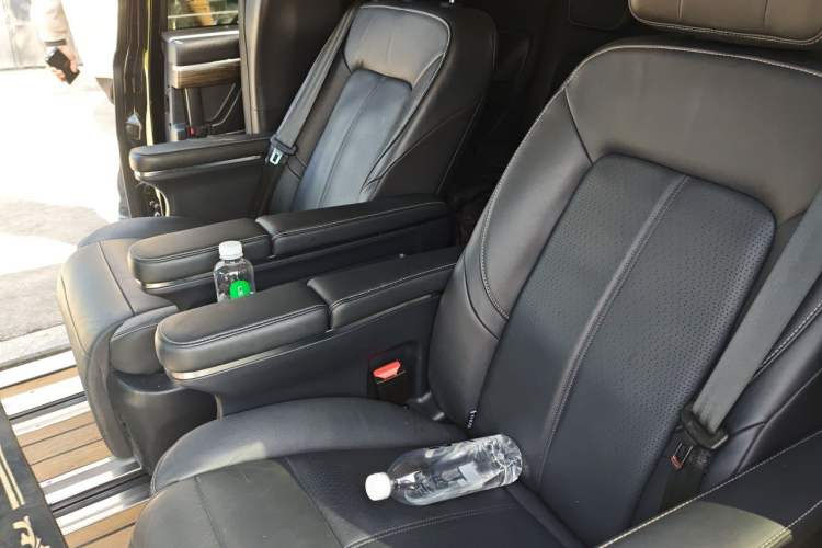 Used GAC Trumpchi M8 2021 Lingxiu Series 390T Ultimate Edition Left Rear Seat