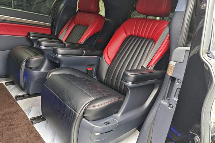 Used GAC Trumpchi M8 2021 Master Series 390T Prestige Edition Left Rear Seat
