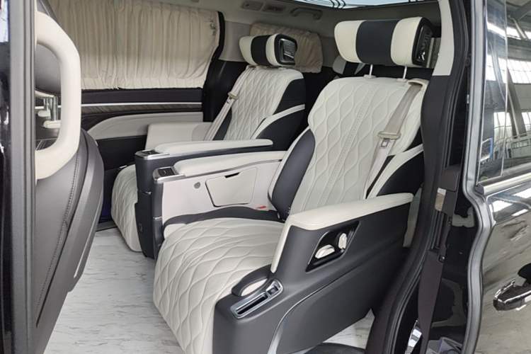 Used GAC Trumpchi M8 2021 Revised Version Lingxiu Series 390T Luxury Edition Left Rear Seat