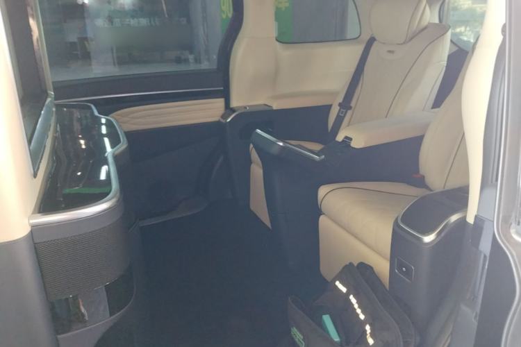 Used GAC Trumpchi M8 2021 Master Series 390T Four-Seat Deluxe Edition Left Rear Seat