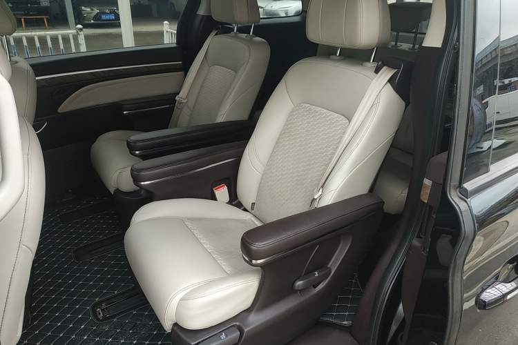 Used GAC Trumpchi M8 2021 Lingxiu Series 390T Luxury Edition Left Rear Seat