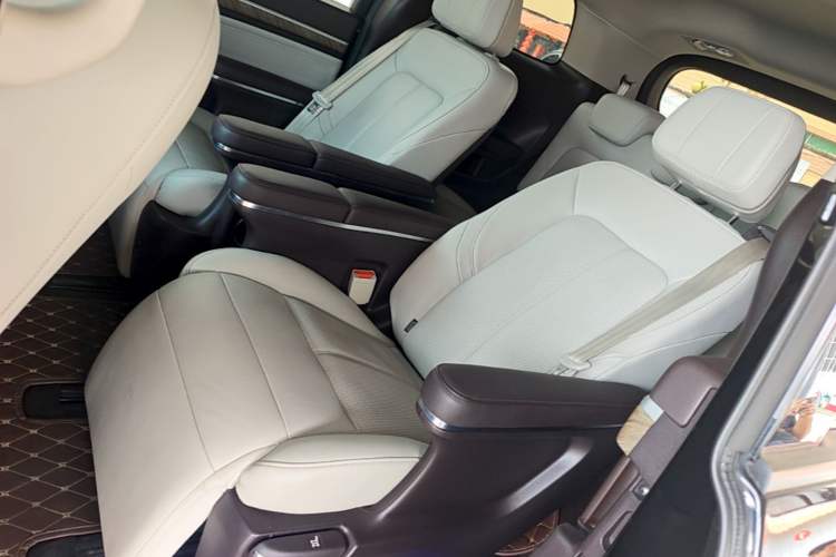 Used GAC Trumpchi M8 2021 Master Series 390T Ultimate Edition Left Rear Seat