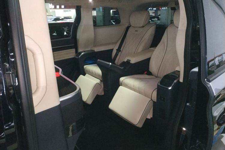 Used GAC Trumpchi M8 2021 Master Series 390T Four-Seat Glory Edition Left Rear Seat