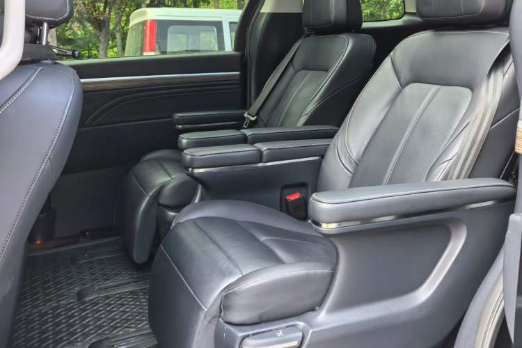Used GAC Trumpchi M8 2021 Master Series 390T Ultimate Edition Left Rear Seat