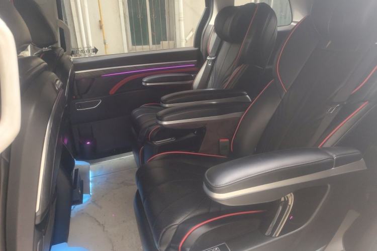 Used GAC Trumpchi M8 2021 Revised Version Lingxiu Series 390T Luxury Edition Left Rear Seat