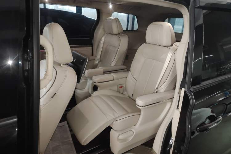Used GAC Trumpchi M8 2021 Lingxiu Series 390T Flagship Edition Left Rear Seat