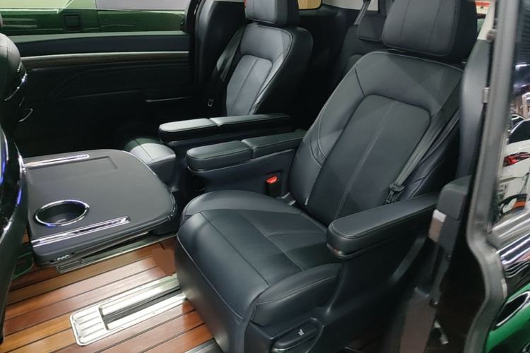 Used GAC Trumpchi M8 2021 Master Series 390T Ultimate Edition Left Rear Seat