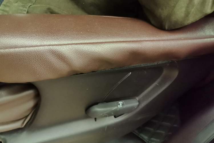 Used GAC Trumpchi M8 2021 Lingxiu Series 390T Deluxe Edition Left Rear Seat