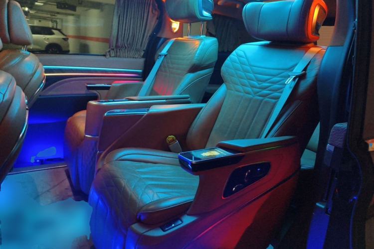 Used GAC Trumpchi M8 2021 Revised Version Lingxiu Series 390T Luxury Edition Left Rear Seat