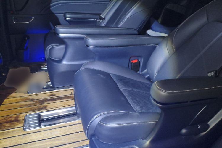 Used GAC Trumpchi M8 2021 Lingxiu Series 390T Deluxe Edition Left Rear Seat