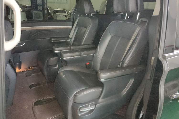 Used GAC Trumpchi M8 2021 Lingxiu Series 390T Ultimate Edition Left Rear Seat