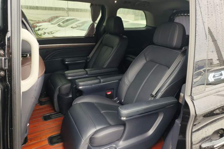 Used GAC Trumpchi M8 2021 Master Series 390T Prestige Edition Left Rear Seat