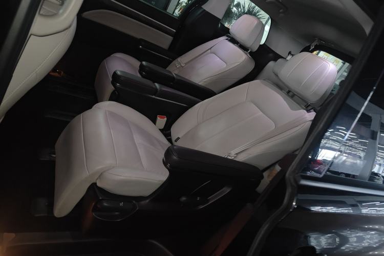 Used GAC Trumpchi M8 2021 Lingxiu Series 390T Deluxe Edition Left Rear Seat