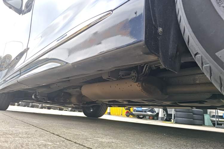 Used GAC Trumpchi M8 2021 Lingxiu Series 390T Deluxe Edition Left Side Sill