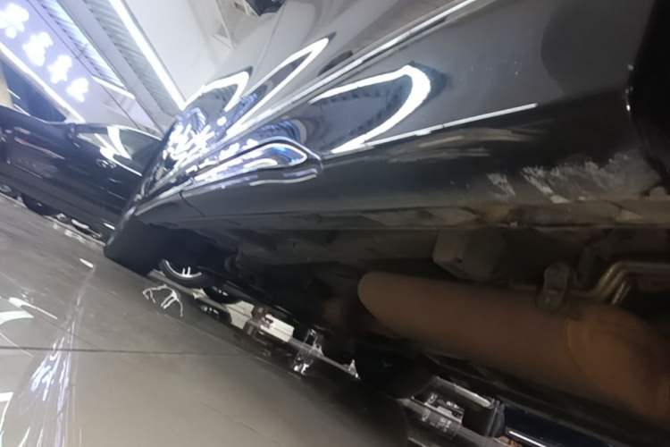 Used GAC Trumpchi M8 2021 Lingxiu Series 390T Deluxe Edition Left Side Sill