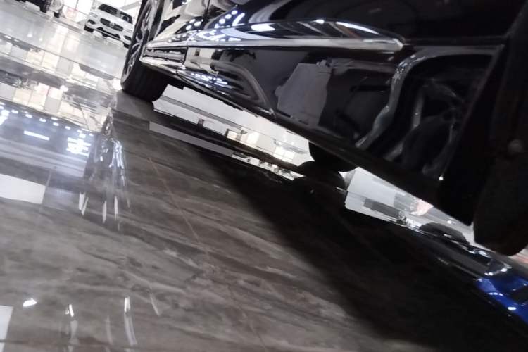 Used GAC Trumpchi M8 2021 Lingxiu Series 390T Deluxe Edition Left Side Sill
