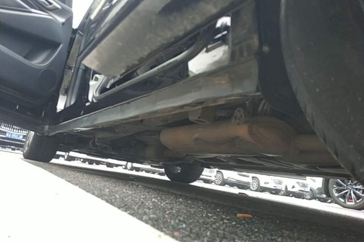 Used GAC Trumpchi M8 2021 Lingxiu Series 390T Ultimate Edition Left Side Sill