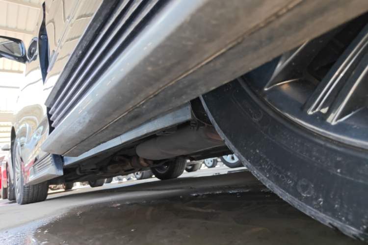 Used GAC Trumpchi M8 2021 Master Series 390T Ultimate Edition Left Side Sill